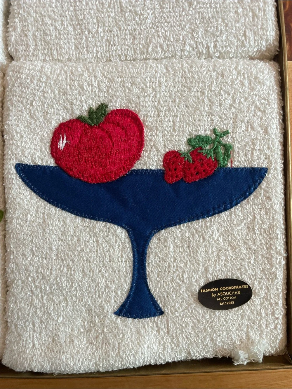 Vintage Abouchar embroidered kitchen towels-set of 4